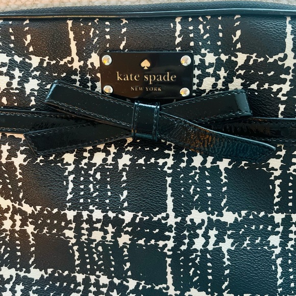 Kate Spade plaid leather crossbody/clutch with detachable strap (Toronto) - Picture 2 of 5